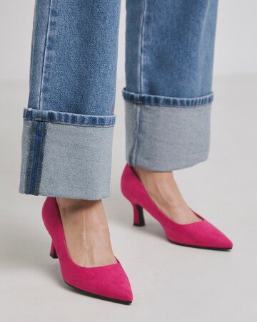 Heavenly Soles Kirsten Pointed Toe Kitten Heel Shoes - Wide Fit (E)