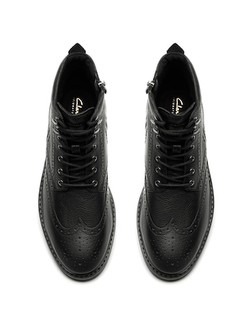 Clarks Newford Lacebt Boots - Black Leather