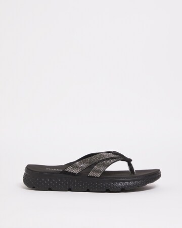 Cushion Walk Glitzy Toe Post Sandal E Fit