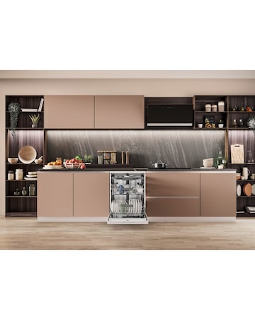 Hotpoint HD7FHP33UK Full Size Dishwasher - 14 Place Settings - White