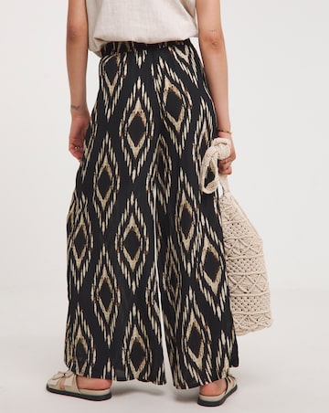 Printed Pull On Crinkle Palazzo Trousers