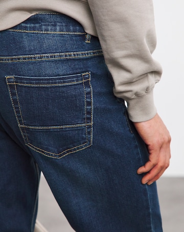 Darkwash Loose Fit Stretch Jeans