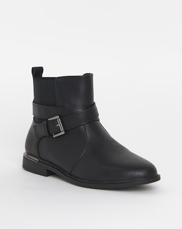 Cushion Walk Cross Strap Boot EEE Fit