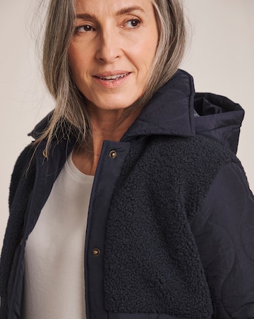 Julipa Borg Quilted Short Coat