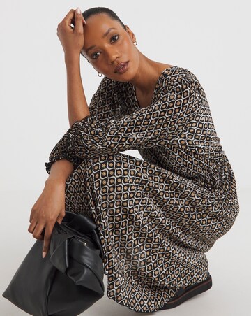 Geo Plisse Plunge Midi Dress