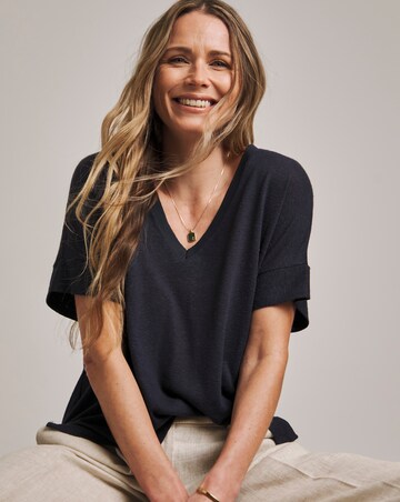 Anthology Navy Linen V-Neck T-Shirt