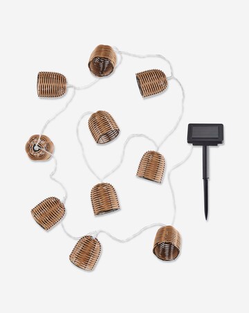 10 Rattan Solar String Lights