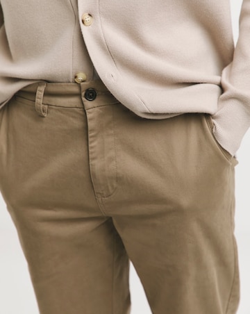 Straight Fit Chino