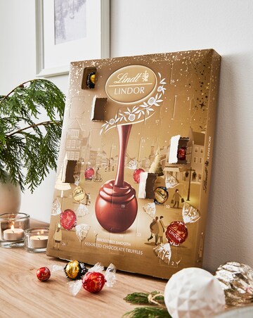Lindt Lindor Assorted Chocolate Advent Calendar 233g