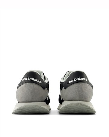 New Balance 237 Trainers