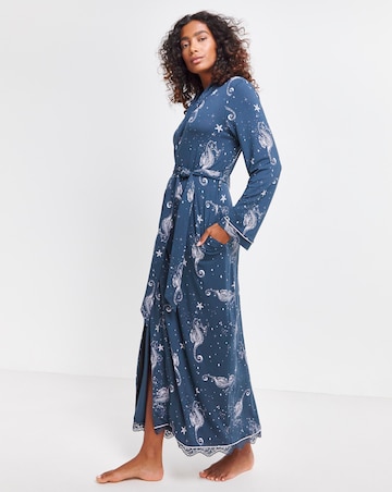 Pretty Secrets Cool Stretch Lace Dressing Gown