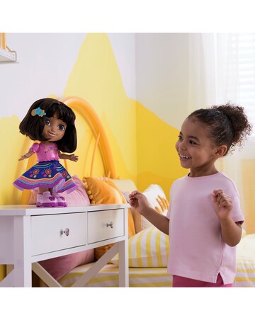 Dora the Explorer Dancing Dora Doll