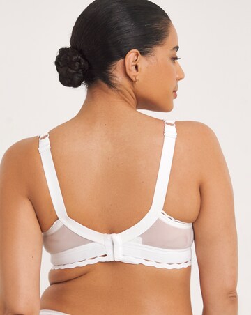 Playtex Classic Lace Non Wired Support Bra