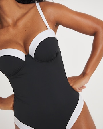 MAGISCULPT Flatter Me Underwired Bandeau Swimsuit