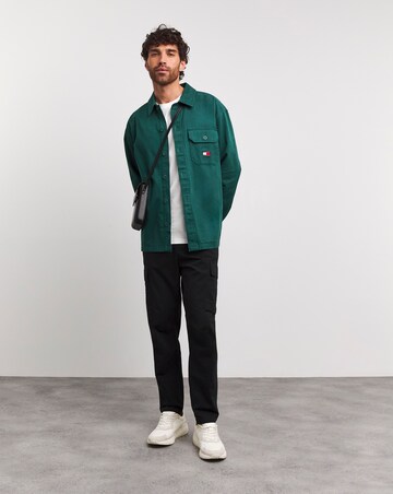 Tommy Jeans Essential Shirt in Green