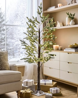 Noel Snowy Tree