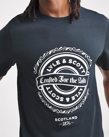Lyle & Scott Short Sleeve Graphic T-Shirt - Navy