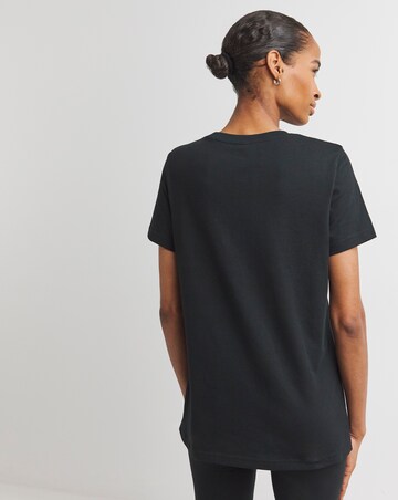 Snowdonia Black Chest Print T-Shirt