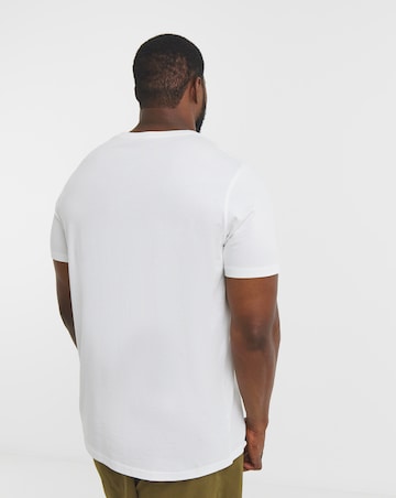3 Pack Crew Neck T-Shirts Long Length - Black/White/Navy