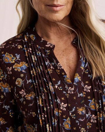 Julipa Pintuck Printed Top