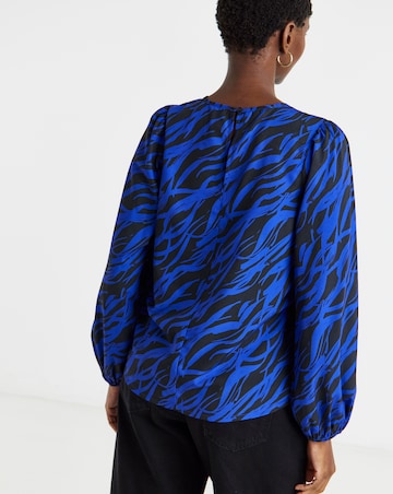 Printed Woven Raglan Sleeve Blouse