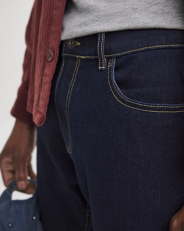 Rinse Wash Straight Fit Stretch Jeans