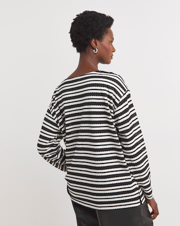Stripe Lace V Neck Long Sleeve Longline Top