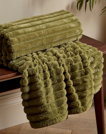 Catherine Lansfield Cosy Ribbed Throw