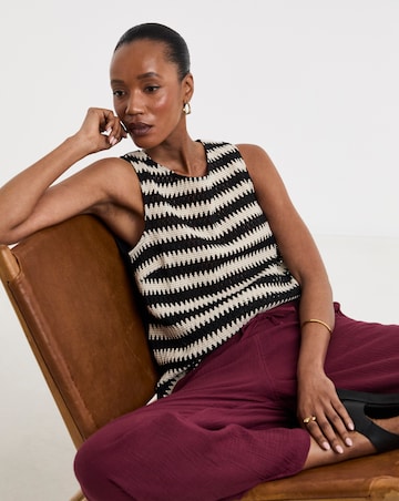 Mono Open Stitch Crochet Vest
