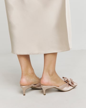 Tia Pointed Bow Kitten Heel Mules - Extra Wide Fit (EEE)