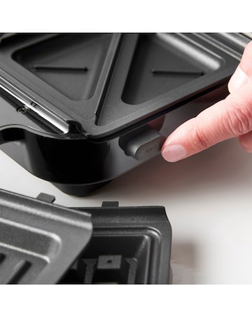 Russell Hobbs 26810 3 in 1 Sandwich, Panini & Waffle Maker