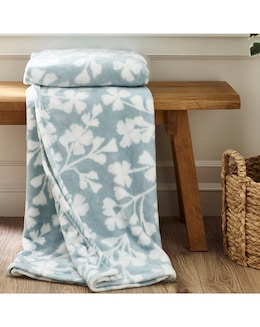 Catherine Lansfield Brooke Floral Throw