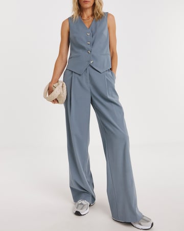 Pleated Wide Leg Trousers