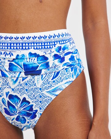 MAGISCULPT Medium Control Lose Up To An Inch Bikini Bottoms