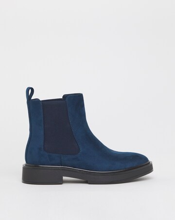 Arya Classic Chelsea Boots - Wide Fit (E)