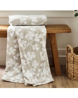 Catherine Lansfield Brooke Floral Throw