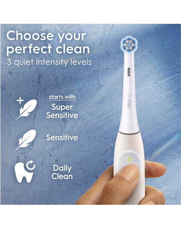 Oral-B iO2 Series Calm Pink + Travel Case