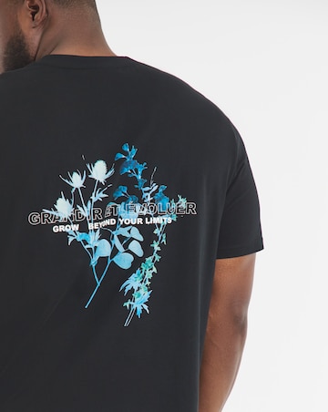 Relaxed Fit Floral Back Graphic T-Shirt- Black