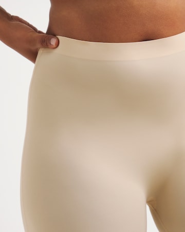 MAGIC Bodyfashion Firm Control Maxi Sexy Control Short Latte
