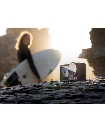 DJI Osmo Action 4 - Adventure Combo