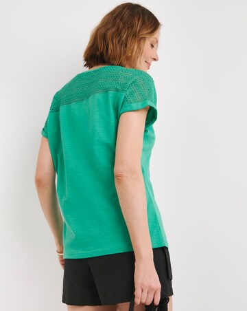 Green V Neck Lace Insert T-shirt