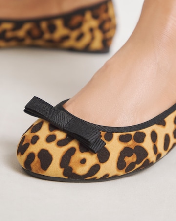 Simply Be Abundance Classic Bow Ballerina Shoes Extra Wide EEE Fit