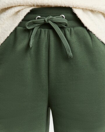 Wide Leg Jogger