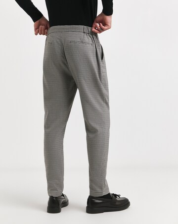 Puppy Tooth Tapered Trouser