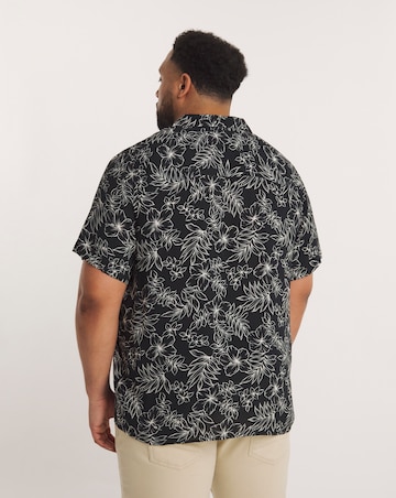 Short Sleeve Leaf Print Shirt with Ecovero