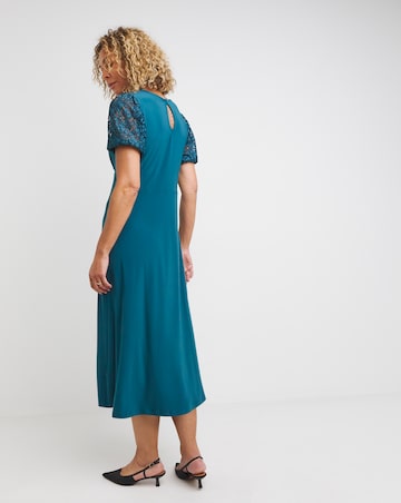Lace Sleeve and Yoke Midi Tea Dress