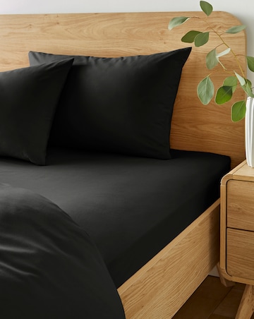 Easy Care Plain Dye Fitted Sheet