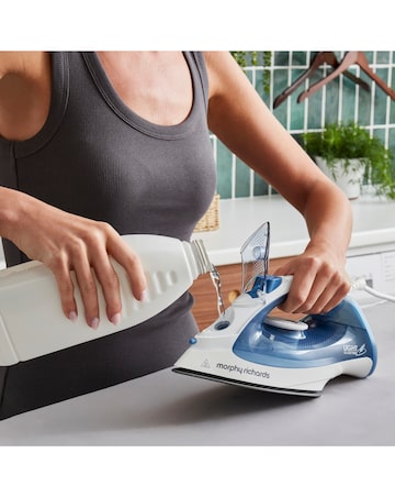 Morphy Richards 300401 Light Glide 100 Steam Iron