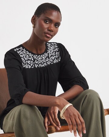 Floral Embroidered Blouson Longline Top