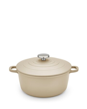 Morphy Richards Cast Aluminium 24cm Cream Casserole Dish